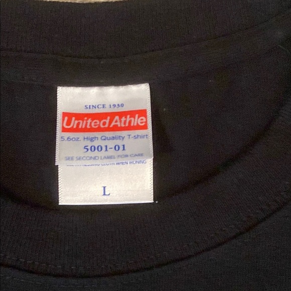 Classic Black Short Sleeve Crewneck Tee from Japan NWOT - Picture 4 of 6